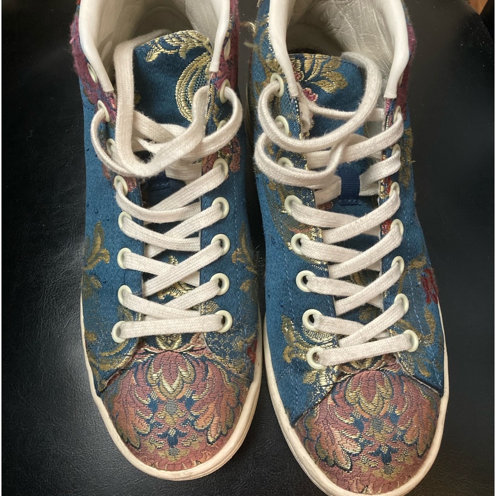 Addidas by Pharrell Williams